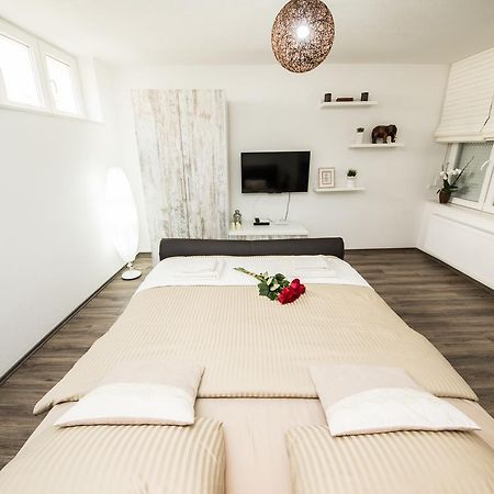 Studio Apartman Centar Banja Luka Kültér fotó