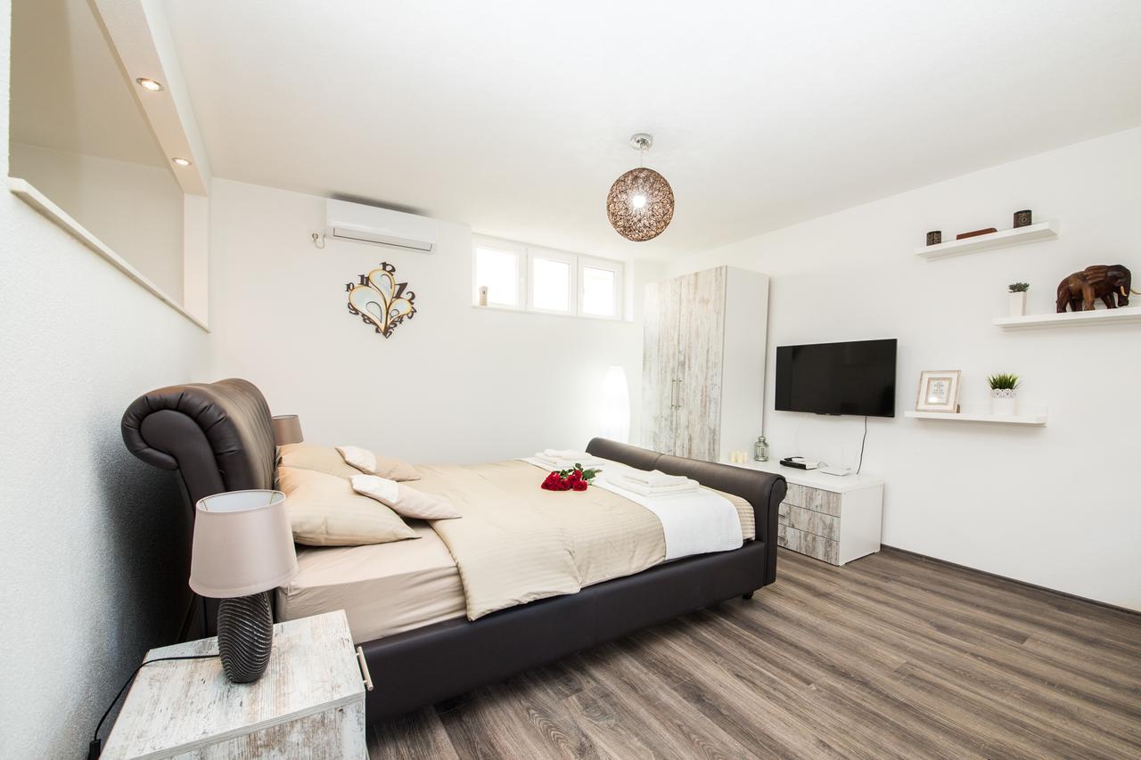 Studio Apartman Centar Banja Luka Kültér fotó